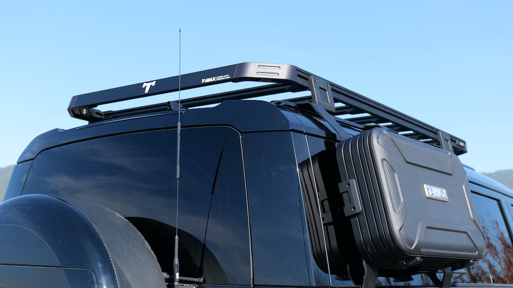 Land Rover Defender 110 Roof Rack & Side Ladder